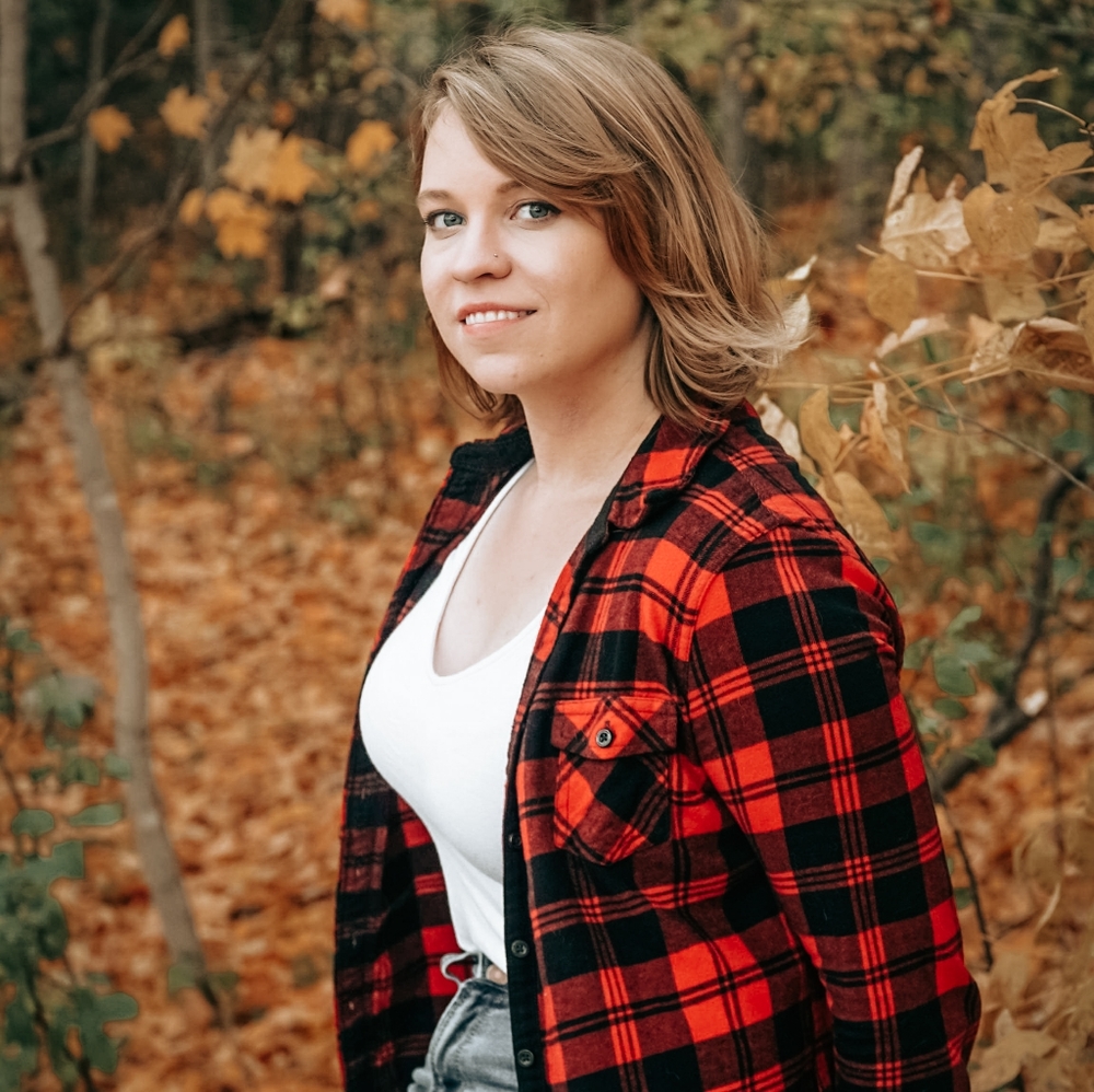 Meet your Posher, Becca